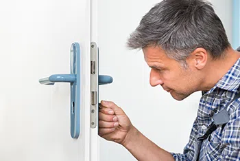 Wilton CT Locksmith Store Wilton, CT 203-533-1260 - unlock-door